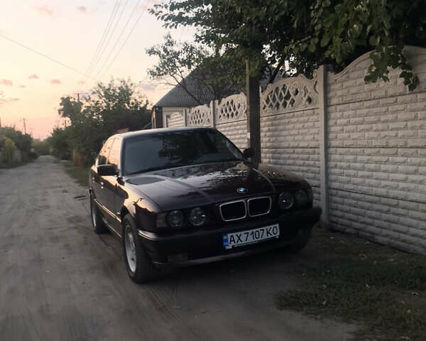 Красный БМВ 5 Серия, объемом двигателя 2.5 л и пробегом 371 тыс. км за 6500 $, фото 14 на Automoto.ua