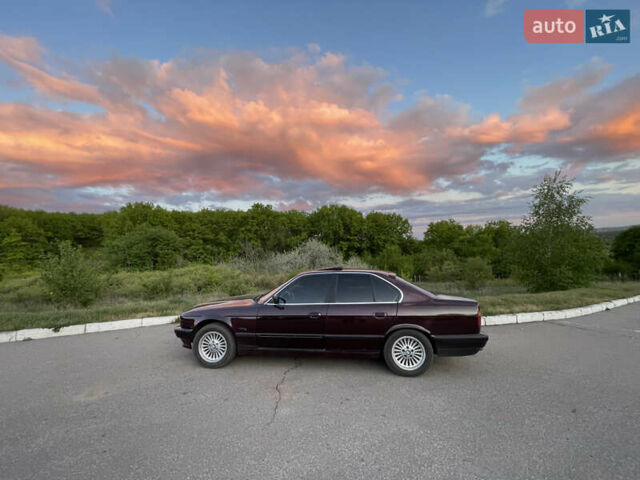 Красный БМВ 5 Серия, объемом двигателя 2.5 л и пробегом 371 тыс. км за 6500 $, фото 8 на Automoto.ua