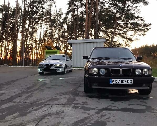 Красный БМВ 5 Серия, объемом двигателя 2.5 л и пробегом 371 тыс. км за 6500 $, фото 43 на Automoto.ua