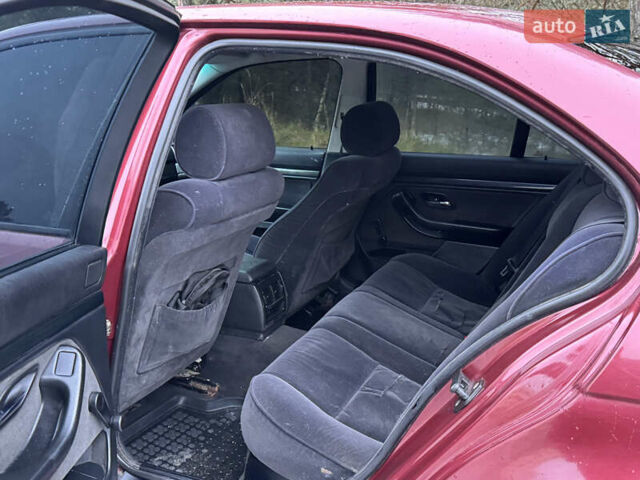 Красный БМВ 5 Серия, объемом двигателя 1.99 л и пробегом 300 тыс. км за 3100 $, фото 15 на Automoto.ua