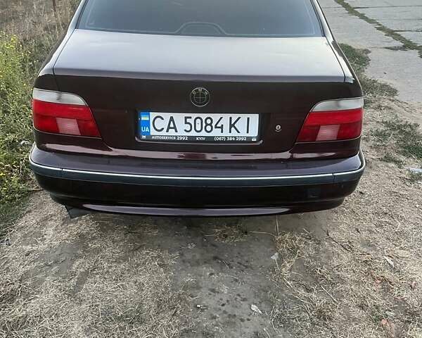 Красный БМВ 5 Серия, объемом двигателя 2.8 л и пробегом 480 тыс. км за 4500 $, фото 2 на Automoto.ua