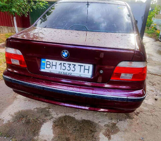 Красный БМВ 5 Серия, объемом двигателя 2.8 л и пробегом 0 тыс. км за 4700 $, фото 4 на Automoto.ua