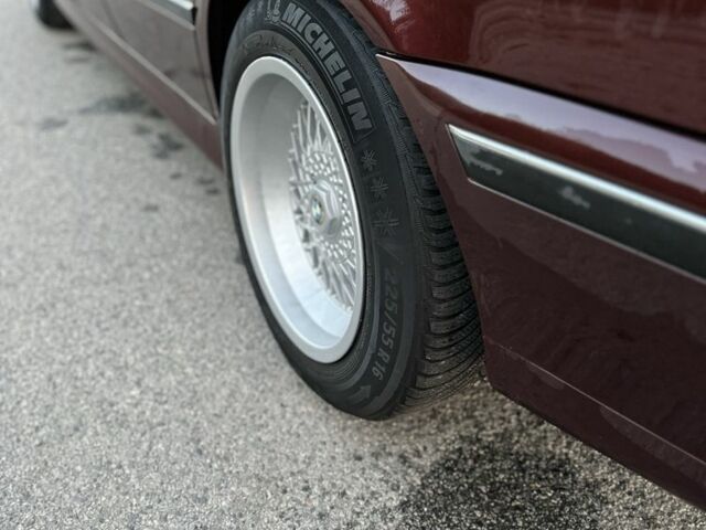 Красный БМВ 5 Серия, объемом двигателя 2 л и пробегом 330 тыс. км за 3850 $, фото 8 на Automoto.ua