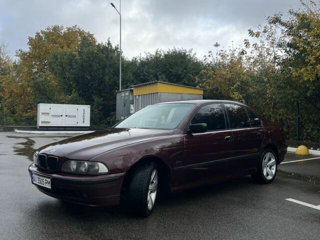 Красный БМВ 5 Серия, объемом двигателя 2 л и пробегом 520 тыс. км за 3500 $, фото 3 на Automoto.ua