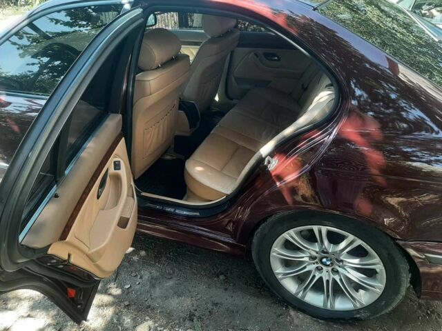 Красный БМВ 5 Серия, объемом двигателя 2 л и пробегом 430 тыс. км за 4500 $, фото 3 на Automoto.ua