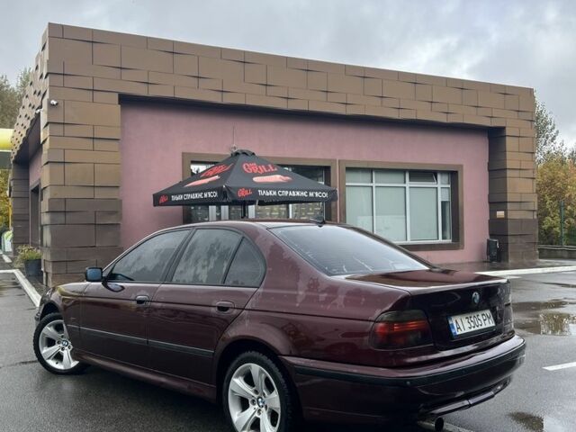 Красный БМВ 5 Серия, объемом двигателя 2 л и пробегом 520 тыс. км за 3500 $, фото 6 на Automoto.ua