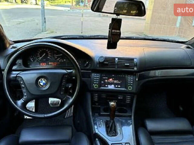 Красный БМВ 5 Серия, объемом двигателя 2 л и пробегом 325 тыс. км за 5000 $, фото 7 на Automoto.ua