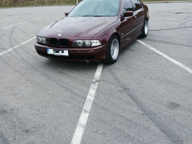 Червоний БМВ 5 Серія, об'ємом двигуна 2 л та пробігом 330 тис. км за 3599 $, фото 6 на Automoto.ua