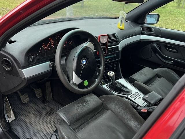 Красный БМВ 5 Серия, объемом двигателя 2.2 л и пробегом 350 тыс. км за 4700 $, фото 6 на Automoto.ua