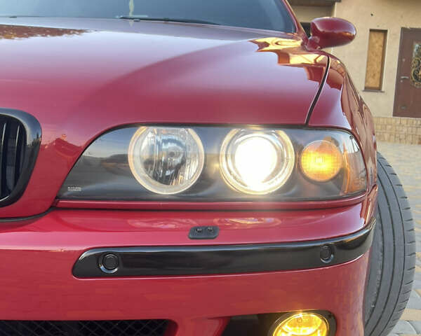 Красный БМВ 5 Серия, объемом двигателя 2.98 л и пробегом 327 тыс. км за 15000 $, фото 29 на Automoto.ua