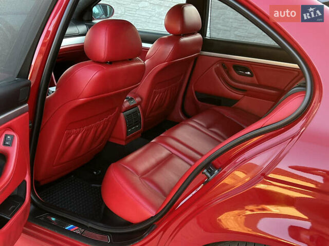 Красный БМВ 5 Серия, объемом двигателя 2.98 л и пробегом 327 тыс. км за 15000 $, фото 80 на Automoto.ua