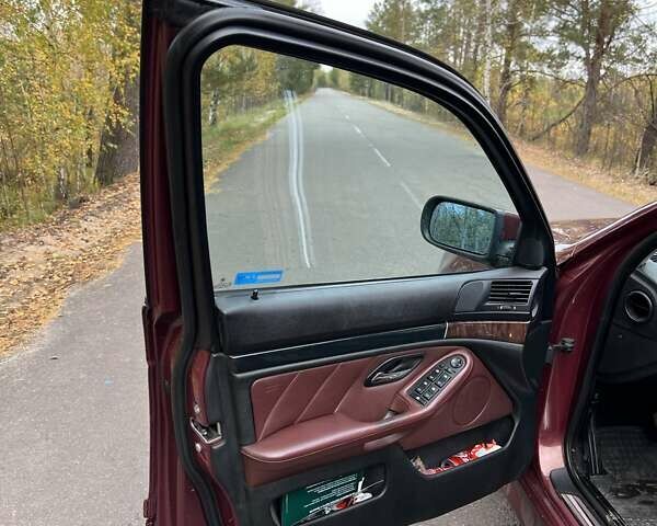 Червоний БМВ 5 Серія, об'ємом двигуна 2.5 л та пробігом 300 тис. км за 3800 $, фото 14 на Automoto.ua