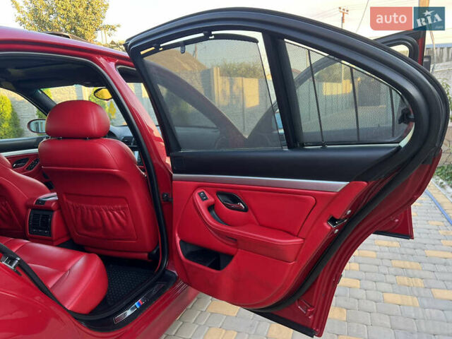 Красный БМВ 5 Серия, объемом двигателя 2.98 л и пробегом 327 тыс. км за 15000 $, фото 74 на Automoto.ua