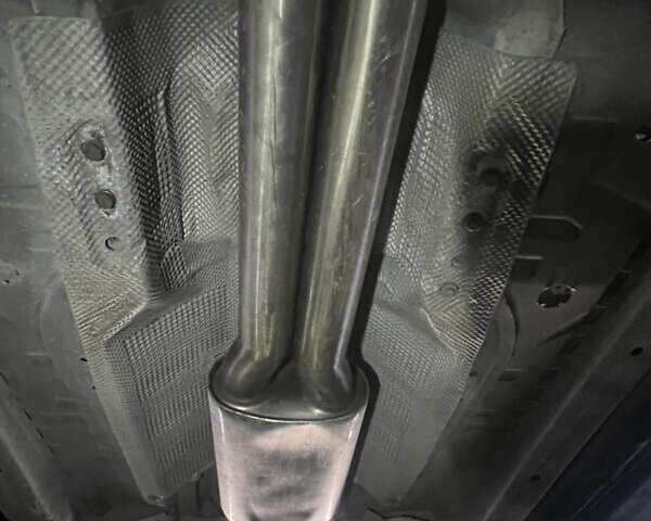 Красный БМВ 5 Серия, объемом двигателя 2.98 л и пробегом 327 тыс. км за 15000 $, фото 126 на Automoto.ua