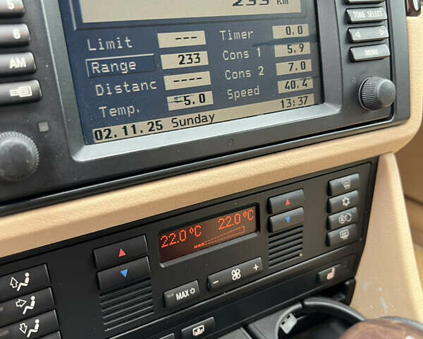 Красный БМВ 5 Серия, объемом двигателя 3 л и пробегом 260 тыс. км за 8200 $, фото 22 на Automoto.ua