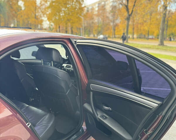 Червоний БМВ 5 Серія, об'ємом двигуна 2.99 л та пробігом 271 тис. км за 12999 $, фото 15 на Automoto.ua