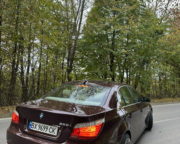 Красный БМВ 5 Серия, объемом двигателя 3 л и пробегом 149 тыс. км за 13800 $, фото 3 на Automoto.ua