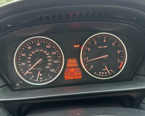 Красный БМВ 5 Серия, объемом двигателя 3 л и пробегом 149 тыс. км за 13800 $, фото 16 на Automoto.ua