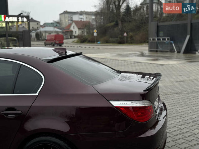 Червоний БМВ 5 Серія, об'ємом двигуна 3 л та пробігом 208 тис. км за 9250 $, фото 12 на Automoto.ua