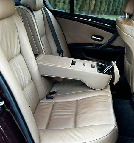 Червоний БМВ 5 Серія, об'ємом двигуна 3 л та пробігом 208 тис. км за 9250 $, фото 40 на Automoto.ua