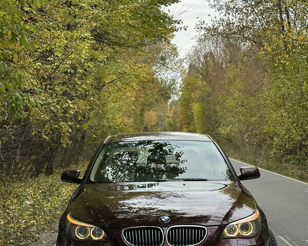 Красный БМВ 5 Серия, объемом двигателя 3 л и пробегом 149 тыс. км за 13800 $, фото 6 на Automoto.ua