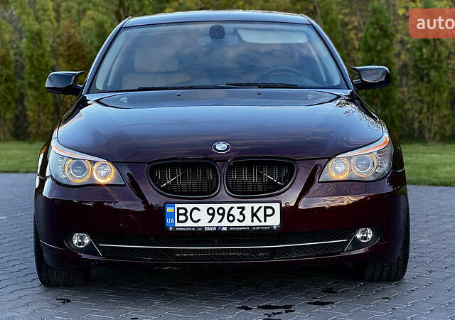 Красный БМВ 5 Серия, объемом двигателя 3 л и пробегом 208 тыс. км за 9550 $, фото 1 на Automoto.ua