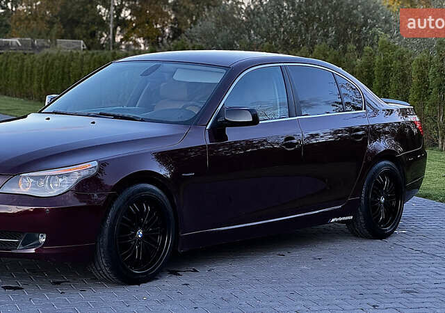 Красный БМВ 5 Серия, объемом двигателя 3 л и пробегом 208 тыс. км за 9550 $, фото 13 на Automoto.ua