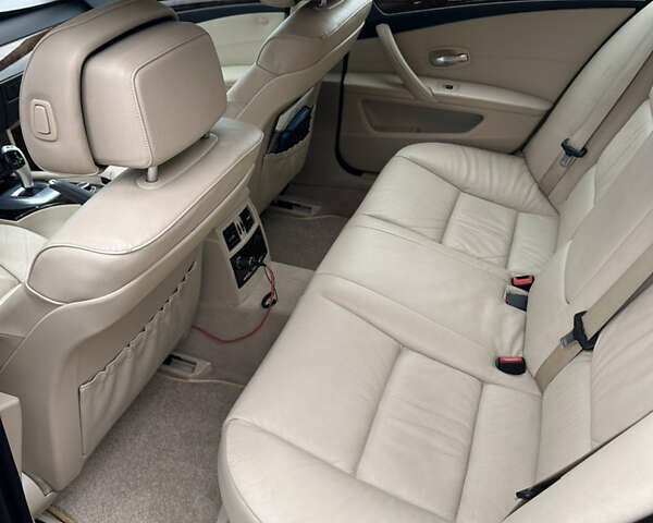 Красный БМВ 5 Серия, объемом двигателя 3 л и пробегом 149 тыс. км за 13800 $, фото 22 на Automoto.ua