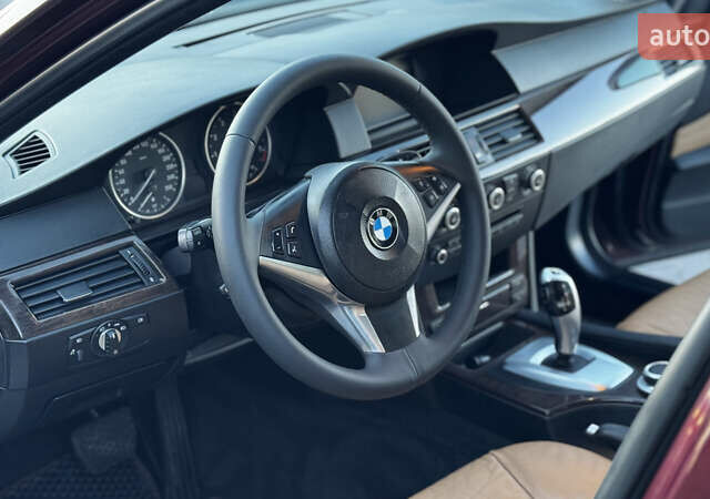 Красный БМВ 5 Серия, объемом двигателя 3 л и пробегом 208 тыс. км за 9550 $, фото 21 на Automoto.ua