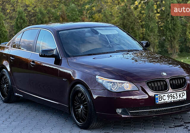 Красный БМВ 5 Серия, объемом двигателя 3 л и пробегом 208 тыс. км за 9550 $, фото 2 на Automoto.ua