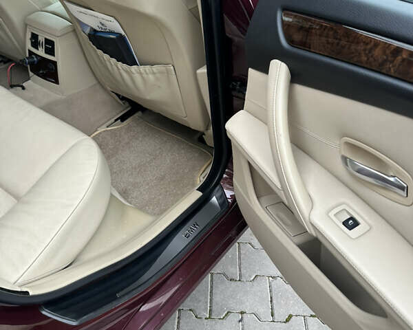 Красный БМВ 5 Серия, объемом двигателя 3 л и пробегом 149 тыс. км за 13800 $, фото 25 на Automoto.ua