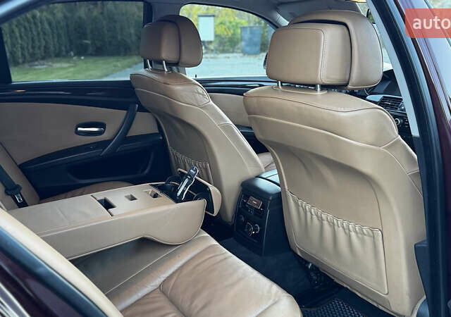 Красный БМВ 5 Серия, объемом двигателя 3 л и пробегом 208 тыс. км за 9550 $, фото 33 на Automoto.ua