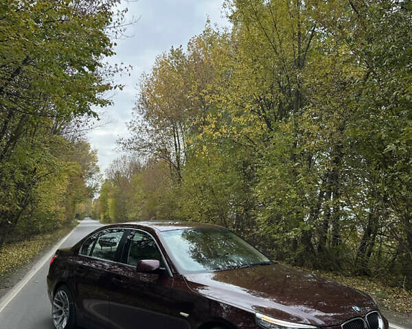 Красный БМВ 5 Серия, объемом двигателя 3 л и пробегом 149 тыс. км за 13800 $, фото 1 на Automoto.ua