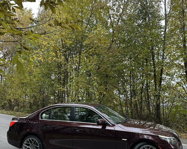 Красный БМВ 5 Серия, объемом двигателя 3 л и пробегом 149 тыс. км за 13800 $, фото 2 на Automoto.ua