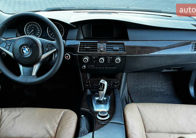 Червоний БМВ 5 Серія, об'ємом двигуна 3 л та пробігом 208 тис. км за 9250 $, фото 43 на Automoto.ua