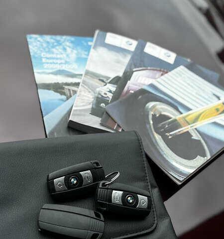 Червоний БМВ 5 Серія, об'ємом двигуна 3 л та пробігом 208 тис. км за 9250 $, фото 46 на Automoto.ua