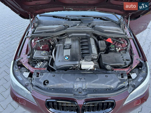 Красный БМВ 5 Серия, объемом двигателя 3 л и пробегом 208 тыс. км за 9550 $, фото 41 на Automoto.ua