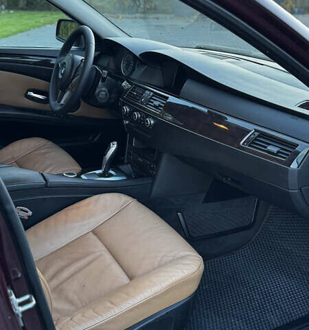 Червоний БМВ 5 Серія, об'ємом двигуна 3 л та пробігом 208 тис. км за 9250 $, фото 37 на Automoto.ua