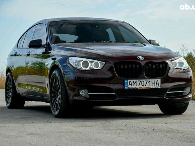 Красный БМВ 5 Серия, объемом двигателя 3 л и пробегом 221 тыс. км за 16999 $, фото 8 на Automoto.ua