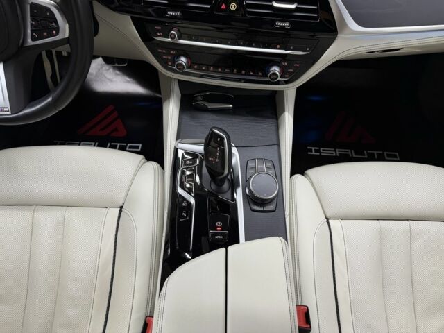 Червоний БМВ 5 Серія, об'ємом двигуна 3 л та пробігом 27 тис. км за 60000 $, фото 22 на Automoto.ua