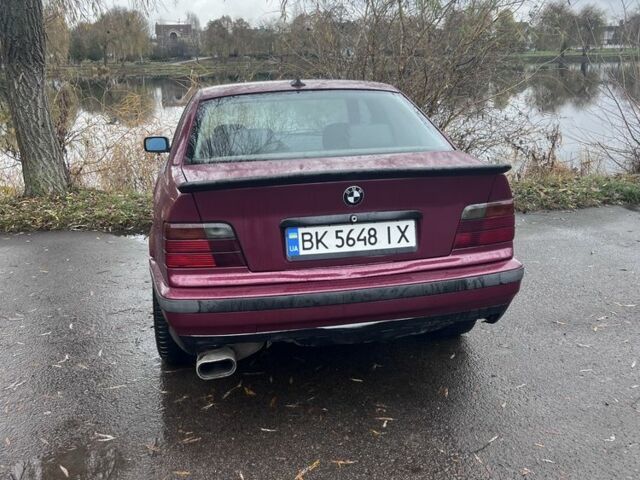 Червоний БМВ 5 Серія, об'ємом двигуна 1.8 л та пробігом 2 тис. км за 1800 $, фото 5 на Automoto.ua