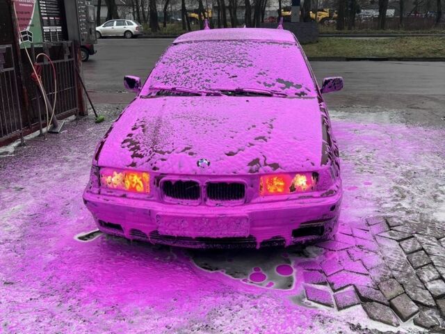 Червоний БМВ 5 Серія, об'ємом двигуна 1.8 л та пробігом 2 тис. км за 1800 $, фото 1 на Automoto.ua