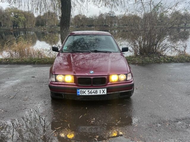 Червоний БМВ 5 Серія, об'ємом двигуна 1.8 л та пробігом 2 тис. км за 1800 $, фото 4 на Automoto.ua