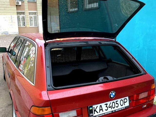 Червоний БМВ 5 Серія, об'ємом двигуна 2.5 л та пробігом 325 тис. км за 4000 $, фото 3 на Automoto.ua