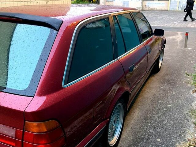 Червоний БМВ 5 Серія, об'ємом двигуна 2.5 л та пробігом 325 тис. км за 4000 $, фото 5 на Automoto.ua