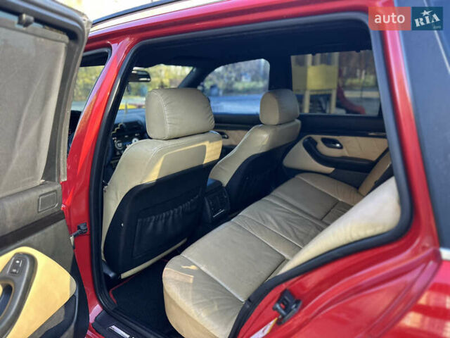 Красный БМВ 5 Серия, объемом двигателя 2.2 л и пробегом 315 тыс. км за 3900 $, фото 27 на Automoto.ua