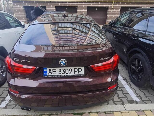 Красный БМВ 5 Серия, объемом двигателя 2 л и пробегом 163 тыс. км за 19500 $, фото 6 на Automoto.ua