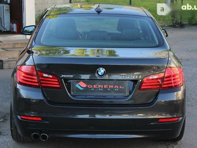 БМВ 5 Серія, об'ємом двигуна 2 л та пробігом 90 тис. км за 19990 $, фото 12 на Automoto.ua