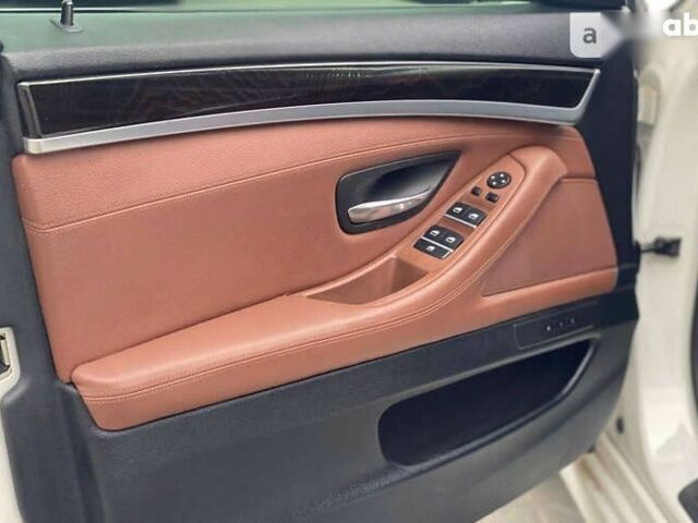 БМВ 5 Серія, об'ємом двигуна 3 л та пробігом 111 тис. км за 18600 $, фото 6 на Automoto.ua