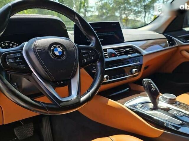 БМВ 5 Серія, об'ємом двигуна 2 л та пробігом 250 тис. км за 28890 $, фото 9 на Automoto.ua